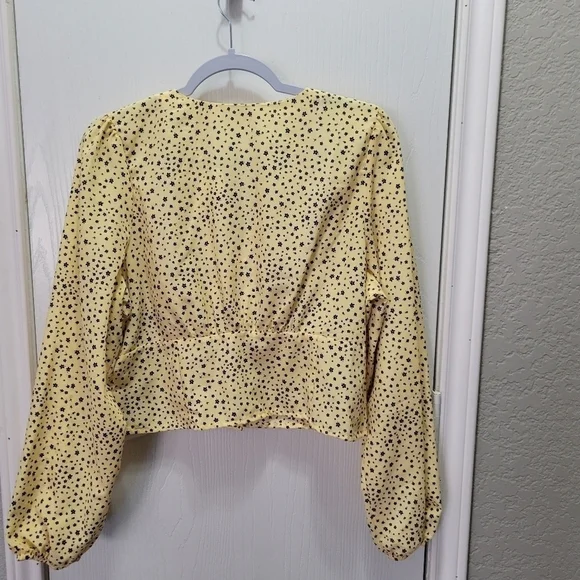 LEVI'S SOPHIA PUFF SLEEVE TOP NWT XL - Picture 7 of 10